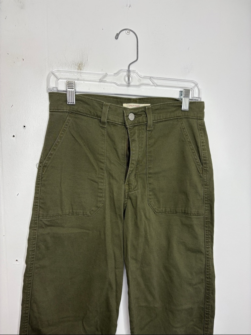 Levis Pants Womens 26 Utility Tapered Baggy Ankle Olive Green Granola Core - Picture 3 of 8